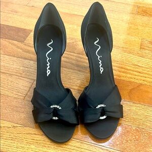 Nina black satin heels. Size 8 Women’s. Rhinestone detail on toe.